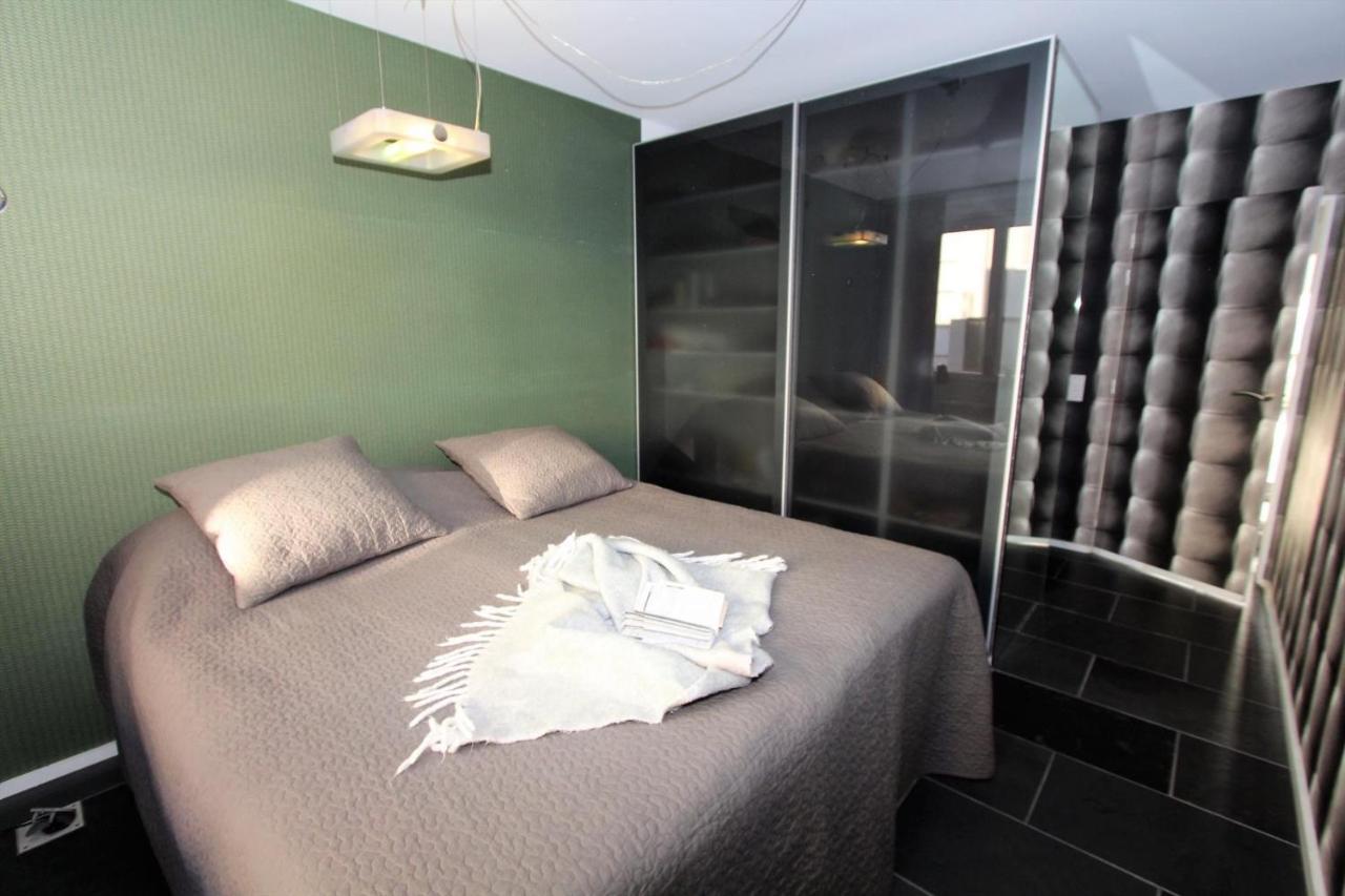 Luxueus Appartement 100 Stappen Van Zee En Strand ออสเทนด์ ภายนอก รูปภาพ